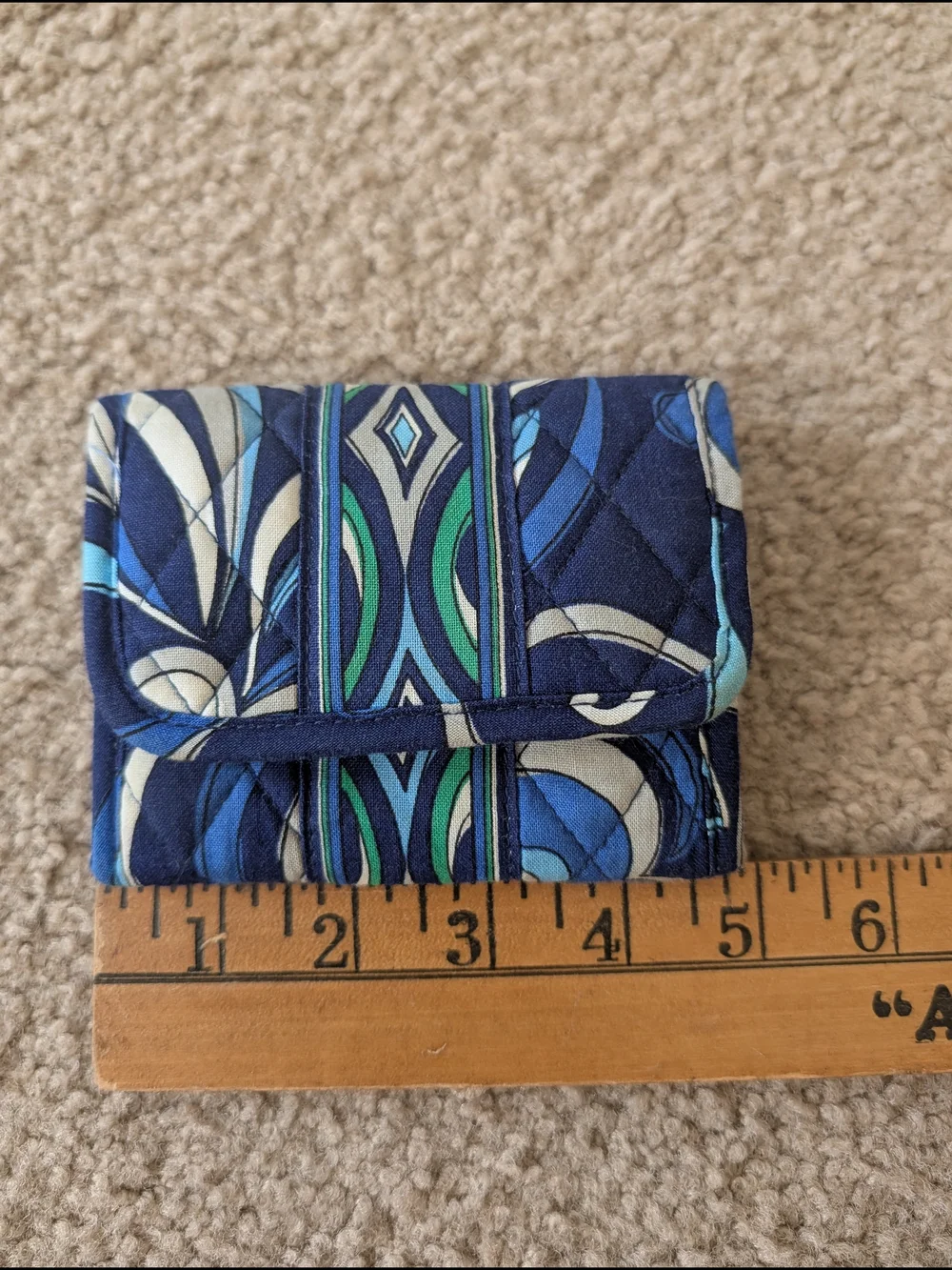 Vera Bradley Pocket Wallet In Retired Mediterrean Blue Pattern - Picture 2 of 4